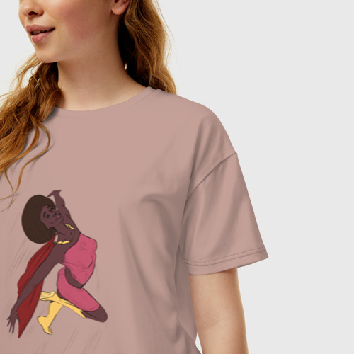 Женская футболка хлопок Oversize Супергероиня в полёте стиль комиксов, цвет пыльно-розовый - фото 3
