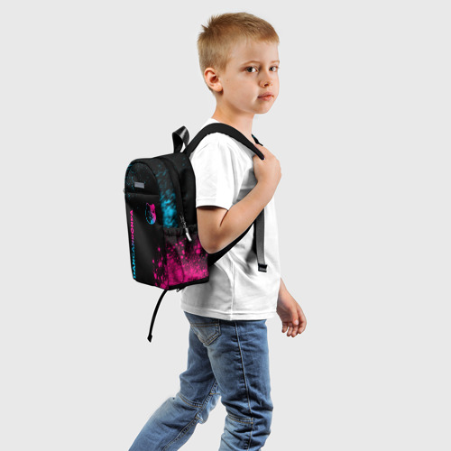 Детский рюкзак 3D с принтом Danganronpa - neon gradient: надпись, символ, вид сзади #1