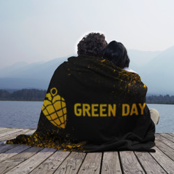 Плед с принтом Green Day - gold gradient: надпись и символ для любого человека, вид спереди №3. Цвет основы: 3d (велсофт)