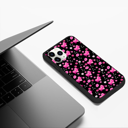 Чехол для iPhone 11 Pro Max матовый с принтом Черный фон, барби и цветы, фото #5