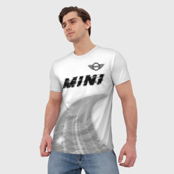 Мужская футболка 3D Mini Speed на светлом фоне со следами шин: символ сверху - фото 2