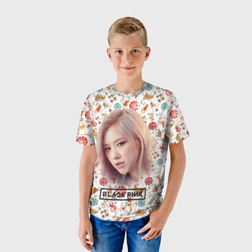 Детская футболка 3D с принтом Роуз цветной фон, фото на моделе #1