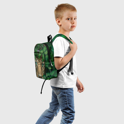 Детский рюкзак 3D с принтом Леопард в  кустах, вид сзади #1