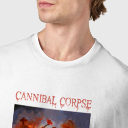 Футболка с принтом Cannibal Corpse Хаос для мужчины, вид на модели спереди №4. Цвет основы: белый