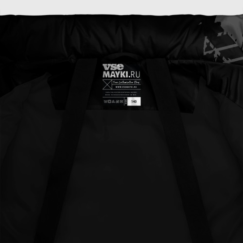 Зимняя куртка для мальчиков 3D с принтом Geely speed на темном фоне со следами шин: надпись, символ, фото #5