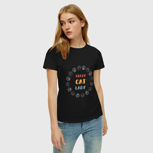 Женская футболка хлопок с принтом Смешная надпись crazy cat lady, фото на моделе #1