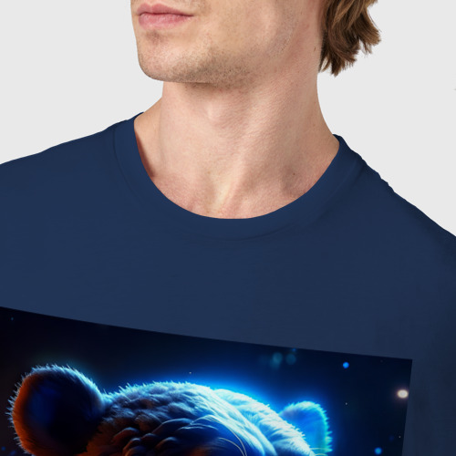 Мужская футболка хлопок Мишка космический капитан - нейросеть, цвет темно-синий - фото 6