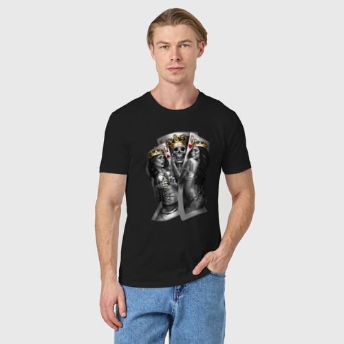 Мужская футболка хлопок Девушки, карты и скелет в короне, цвет черный - фото 3