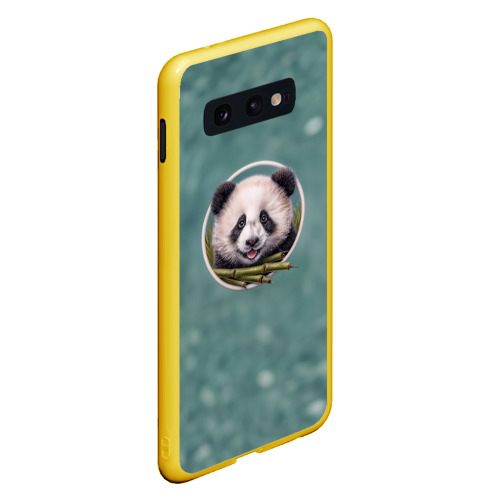 Чехол для Samsung S10E с принтом Милая мордочка панды с бамбуком, вид сбоку #3