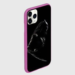 Чехол для iPhone 11 Pro матовый Хищник на черном фоне - фото 2