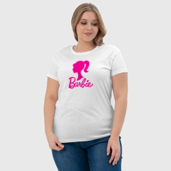 Футболка с принтом Розовый логотип Барби для женщины, вид на модели спереди №4. Цвет основы: белый