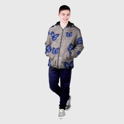 Мужская куртка 3D Газетные обрывки и синие бабочки - фото 2
