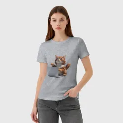 Женская футболка хлопок Котик кодит за ноутбуком - фото 2