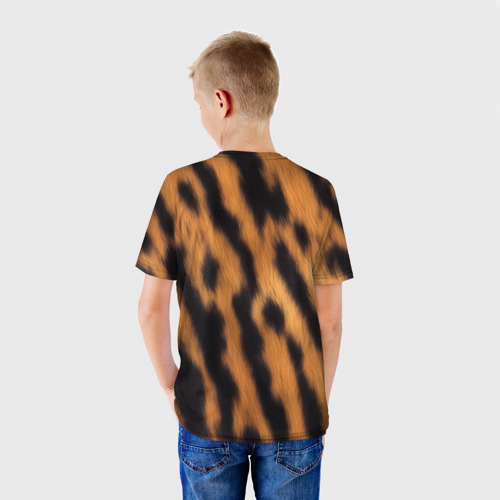 Детская футболка 3D с принтом Шкура тигра коричневая, вид сзади #2