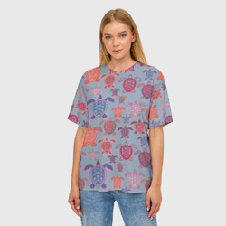 Женская футболка oversize 3D Цветные морские черепахи на сером фоне - фото 2