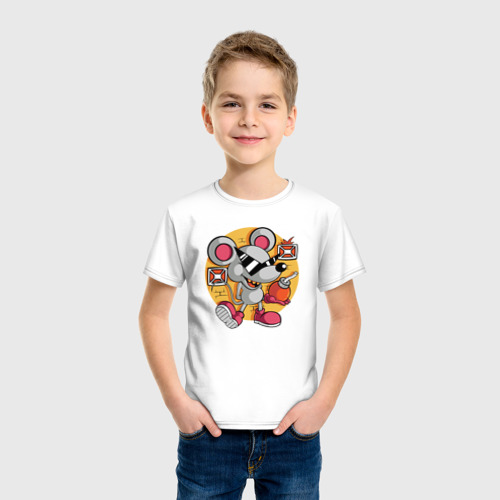 Детская футболка хлопок с принтом Мышонок хулиган, фото на моделе #1