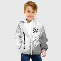 Детская куртка 3D Volkswagen Speed на светлом фоне со следами шин: надпись, символ - фото 2