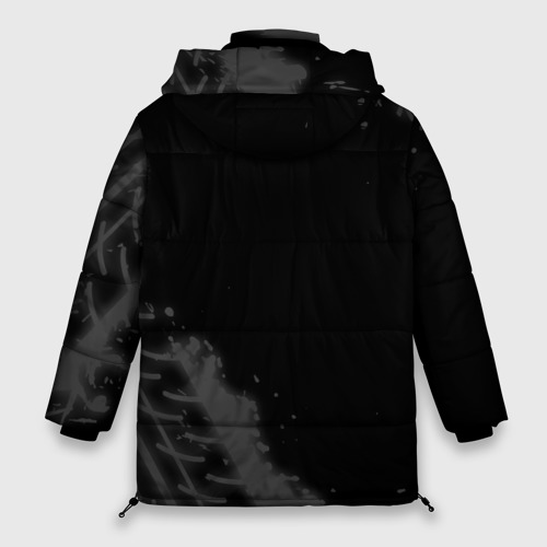 Женская зимняя куртка 3D с принтом Daewoo speed на темном фоне со следами шин: надпись, символ, вид сзади #1
