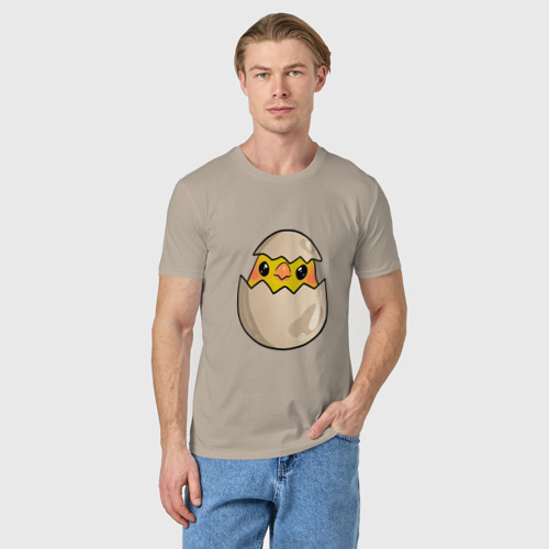 Мужская футболка хлопок Птенец вылупившийся из яйца, цвет миндальный - фото 3