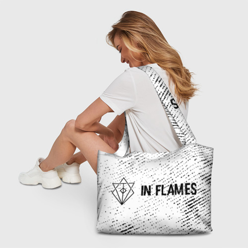 Пляжная сумка 3D In Flames glitch на светлом фоне: надпись и символ - фото 6