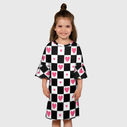Детское платье 3D Розовые сердечки на фоне шахматной черно-белой доски - фото 2