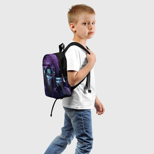Детский рюкзак 3D с принтом Отряд анонимусов в фиолетовом свете, вид сзади #1