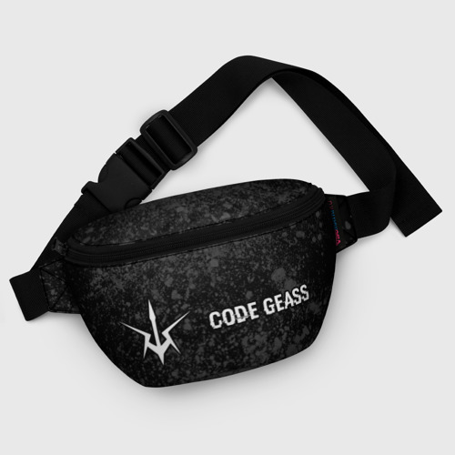 Поясная сумка 3D Code Geass glitch на темном фоне: надпись и символ - фото 6