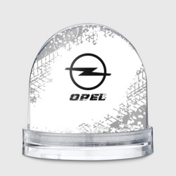 Игрушка Снежный шар Opel Speed на светлом фоне со следами шин