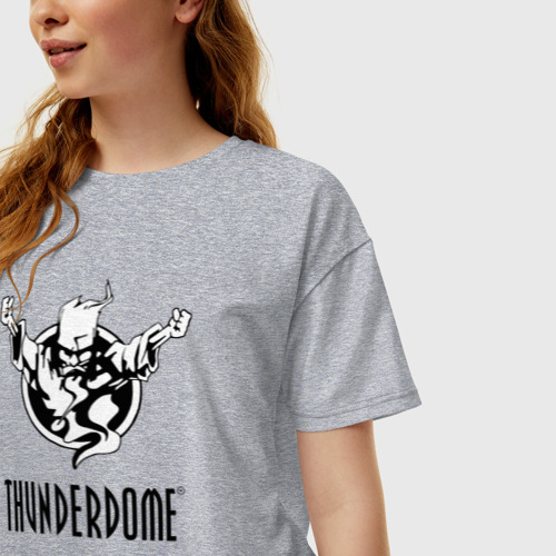 Женская футболка хлопок Oversize с принтом Thunderdome v2, фото на моделе #1