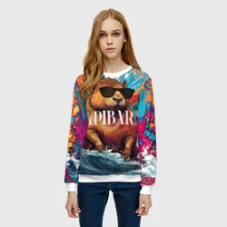 Женский свитшот 3D Капибара в очках на красочных волнах - фото 2
