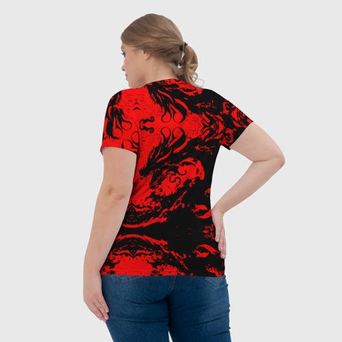 Женская футболка 3D с принтом Черный дракон на красном небе, вид сзади #2