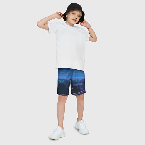 Детские спортивные шорты 3D с принтом Синий город, фото на моделе #1