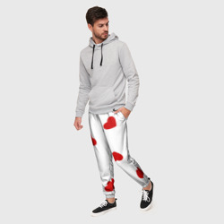 Мужские брюки 3D Красные сердечки на белом - фото 2