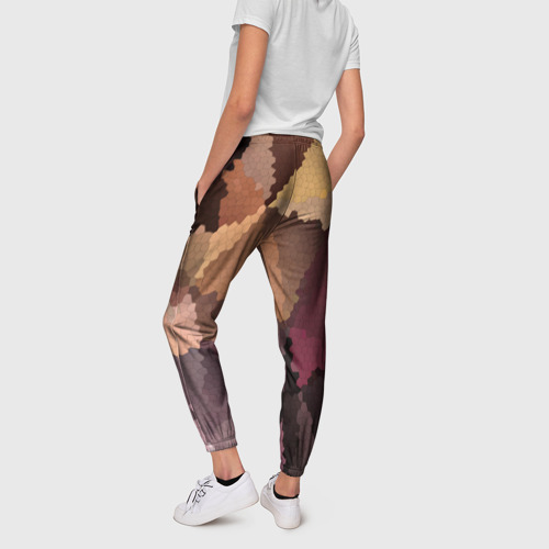 Женские брюки 3D с принтом Мозаика в коричнево-розовых тонах, вид сзади #2
