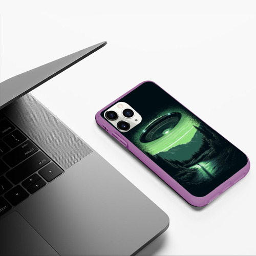 Чехол для iPhone 11 Pro матовый с принтом НЛО в лесу, фото #5