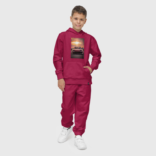 Детский костюм с толстовкой хлопок с принтом Авто в багровом закате, фото на моделе #1