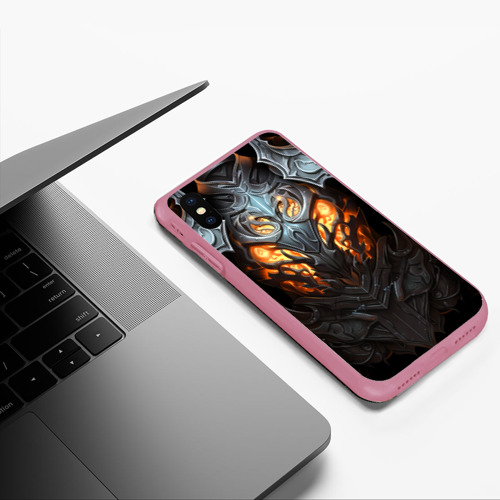 Чехол для iPhone XS Max матовый Огненный доспех рыцаря Dark Souls, цвет малиновый - фото 5