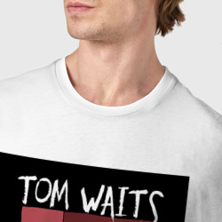 Футболка с принтом Tom Waits - Closing Time для мужчины, вид на модели спереди №4. Цвет основы: белый