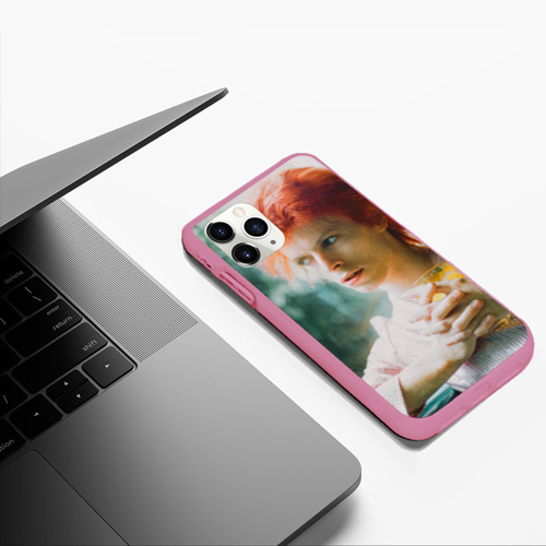 Чехол для iPhone 11 Pro Max матовый David Bowie in Haddon Hall, цвет малиновый - фото 5