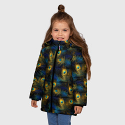 Зимняя куртка для девочек 3D Перья павлина на черном фоне - фото 2