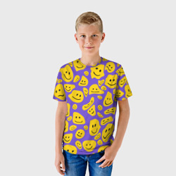 Детская футболка 3D Расплывшийся смайлик на фиолетовом - фото 2