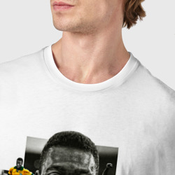 Футболка с принтом Пеле Бразильский футболист для мужчины, вид на модели спереди №4. Цвет основы: белый