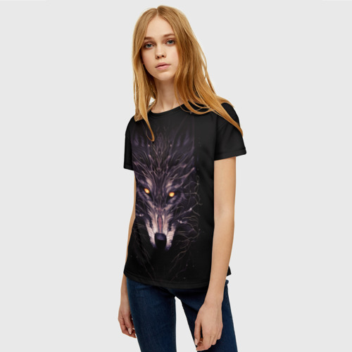 Женская футболка 3D с принтом Волк в кромешной темноте, фото на моделе #1