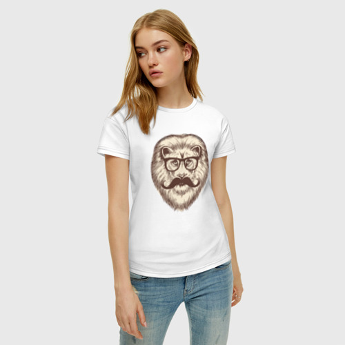 Женская футболка хлопок с принтом Хипстер лев, фото на моделе #1