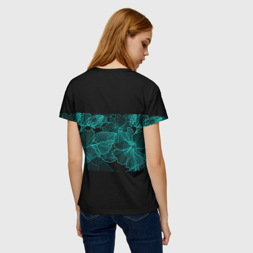 Женская футболка 3D с принтом Вавилон на фоне цветочных узоров, вид сзади #2