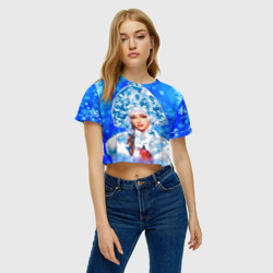 Женская футболка Crop-top 3D Красивая русская снегурочка - фото 2