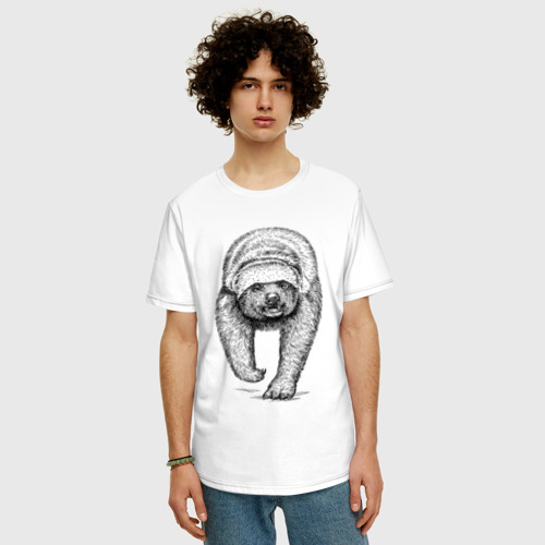 Мужская футболка хлопок Oversize с принтом Медоед бежит, фото на моделе #1