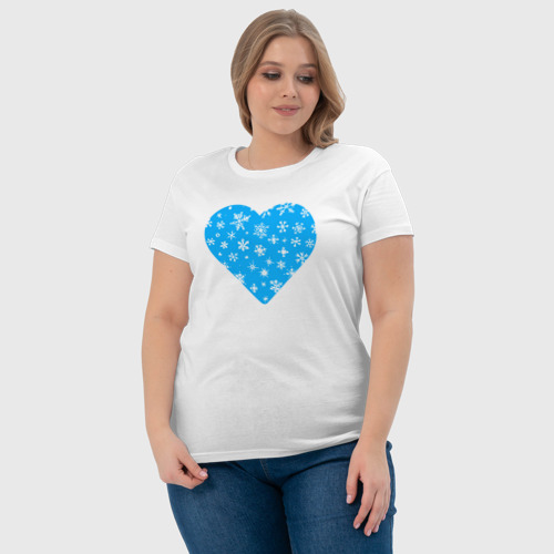 Женская футболка хлопок с принтом Голубое сердце снежинки, фото #4