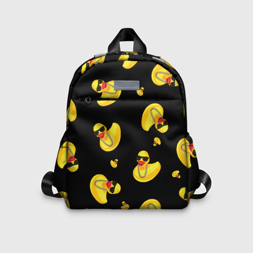 Детский рюкзак 3D с принтом Жёлтая уточка в в темных очках и цепочке на черном, вид спереди #2