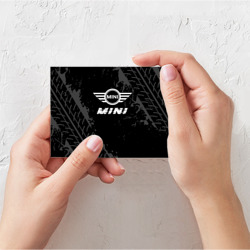 Поздравительная открытка Mini speed на темном фоне со следами шин - фото 2